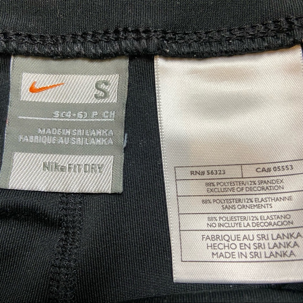 Nike Wide Leg Black Capri. Size Small. - Picture 4 of 11